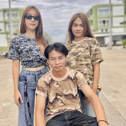 เสื้อลายทหาร เสื้อลายพราง เสื้อทหารเท่ๆ คอกลม แขนสั้นแขนยาว สั่งทำได้เลยนะคะ แบบที่ 7
