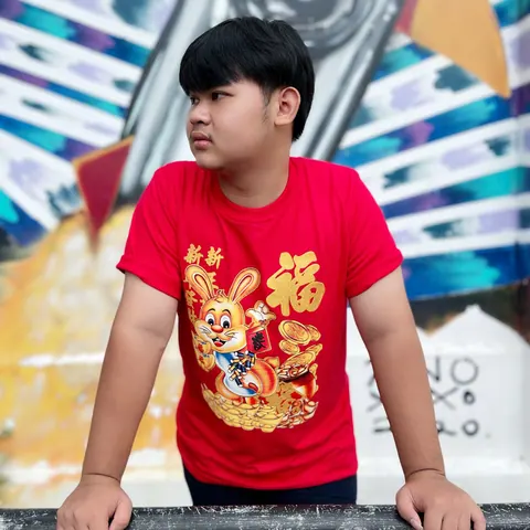 เสื้อตรุษจีน เสื้อสีแดง เสื้อเทศกาลจีน เสื้อปีกระต่าย 2023 ราคาถูก รับผลิตและจำหน่ายเสื้อคอกลมราคาถูก แบบที่ 2