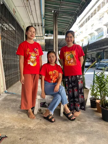 รับผลิตและพิมพ์ “เสื้อตรุษจีน/เสื้อสีแดง” คุณภาพพรีเมียม! แบบที่ 9